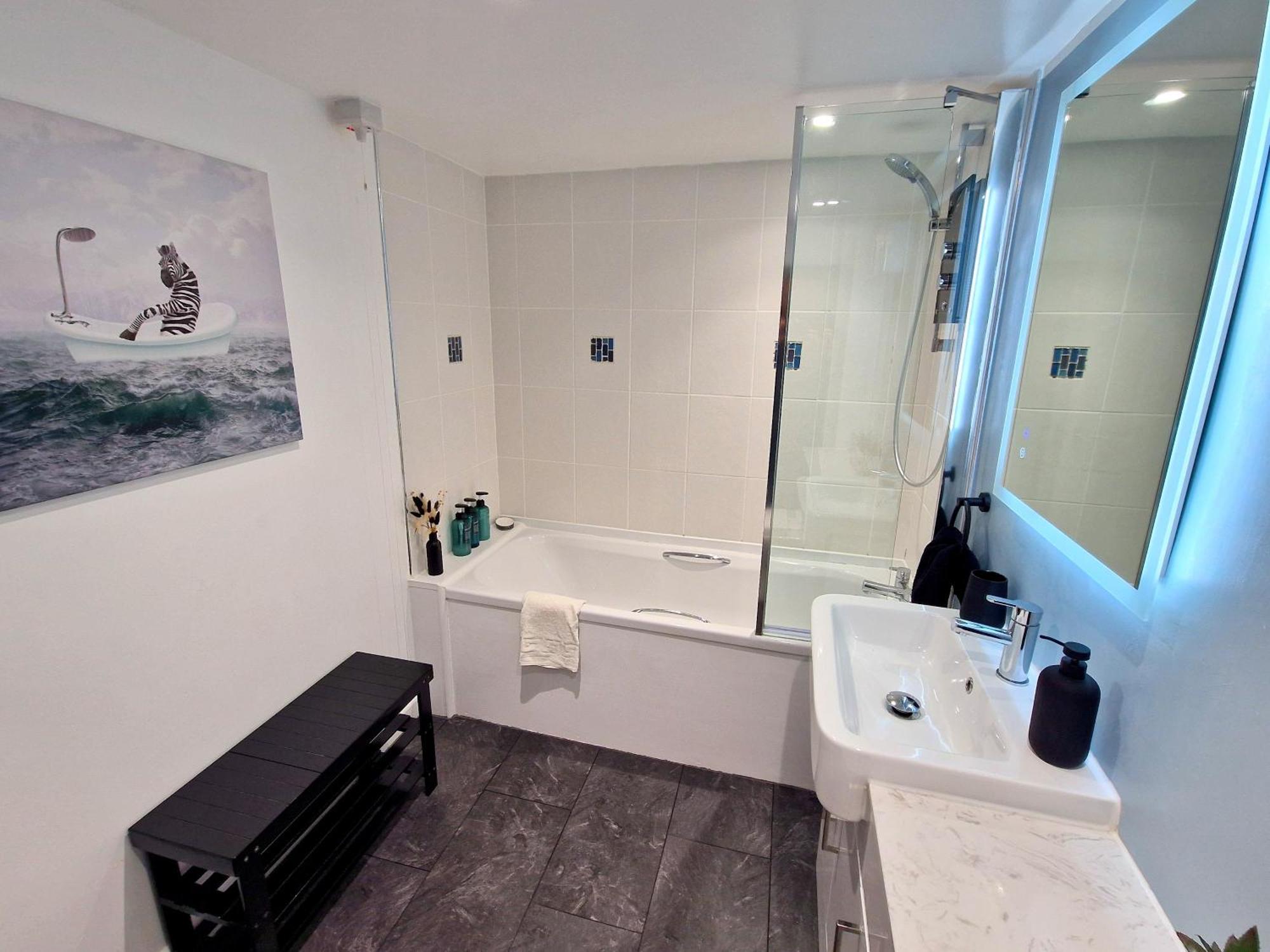 Very Spacious, Great Location. Castle And Sea View * Marazion