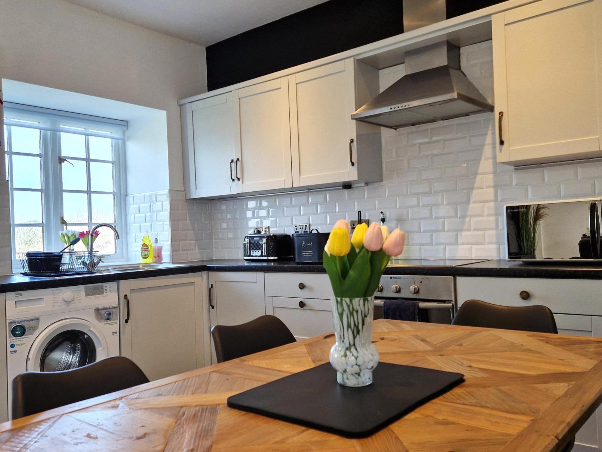 Holiday home Very Spacious, Great Location. Castle And Sea View *
