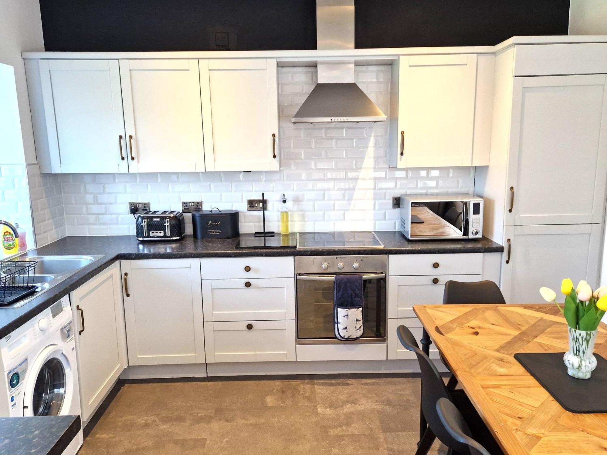 Very Spacious, Great Location. Castle And Sea View Marazion